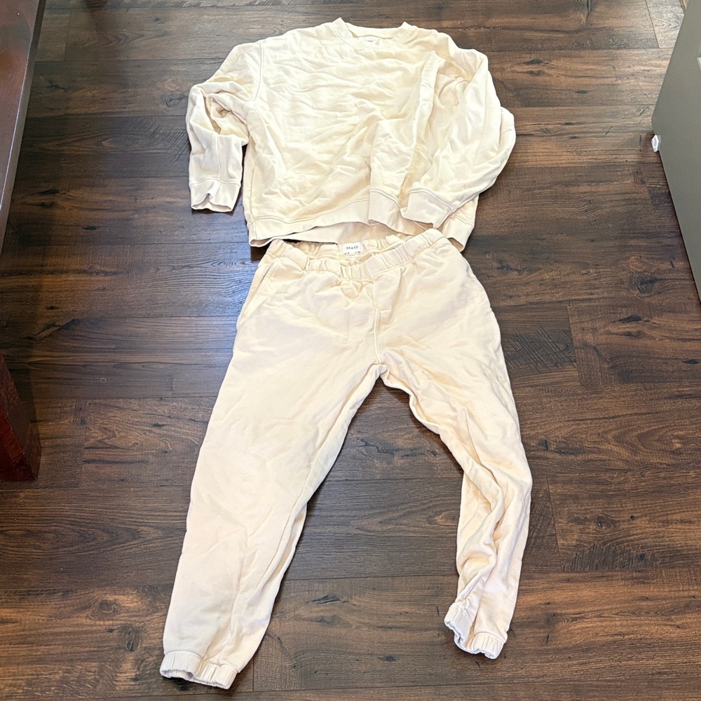 MATE the label Cream Sweatshirt and Joggers Set